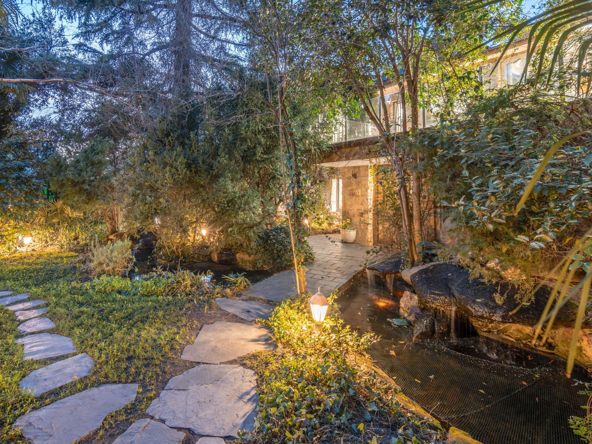 5-Suiten Madrid Villa Oasis, Schwimmbad-Spa, Fitnessraum, Club-Outside