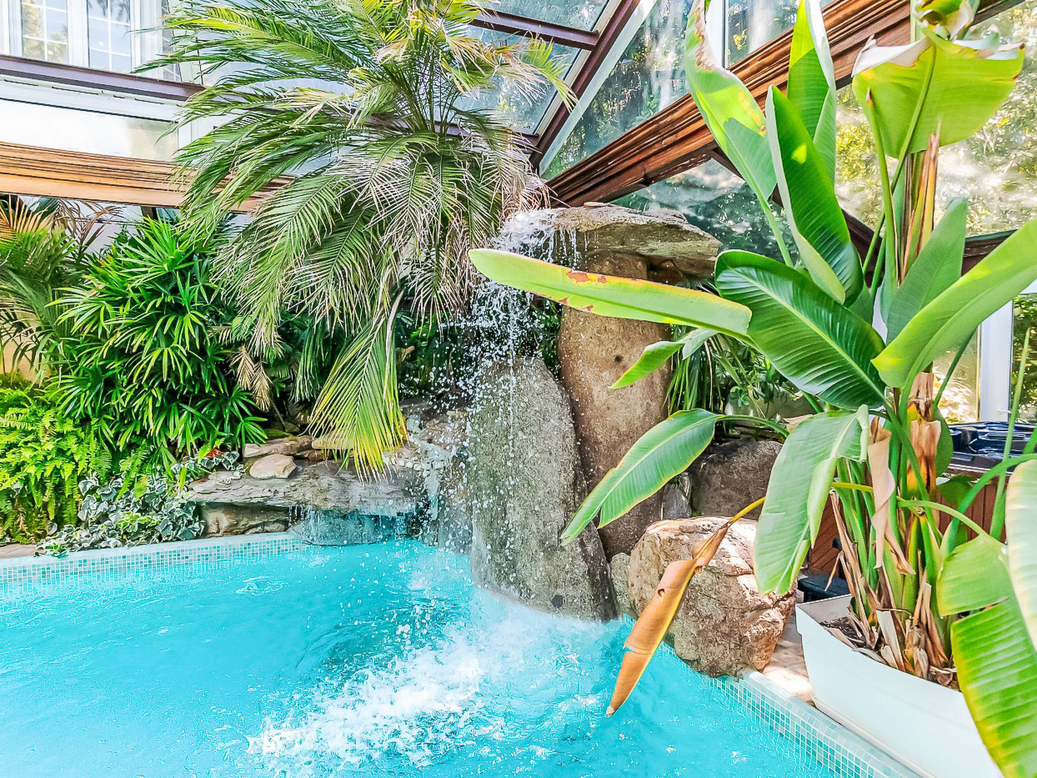 5-Suiten Madrid Villa Oasis, Schwimmbad-Spa, Fitnessraum, Club - Draußen