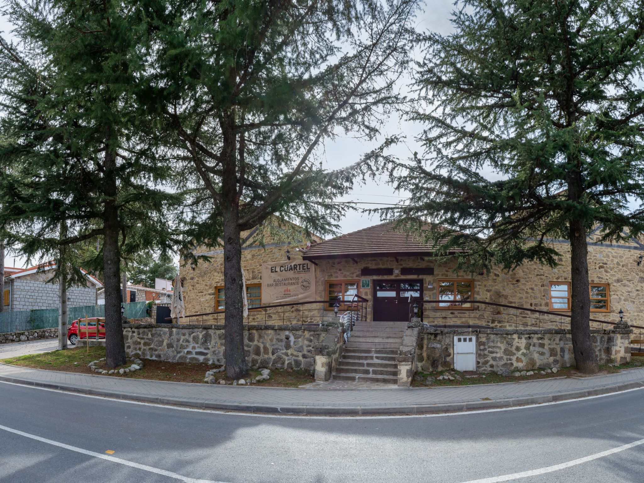 Die Santa-Maria-Kaserne-Outside