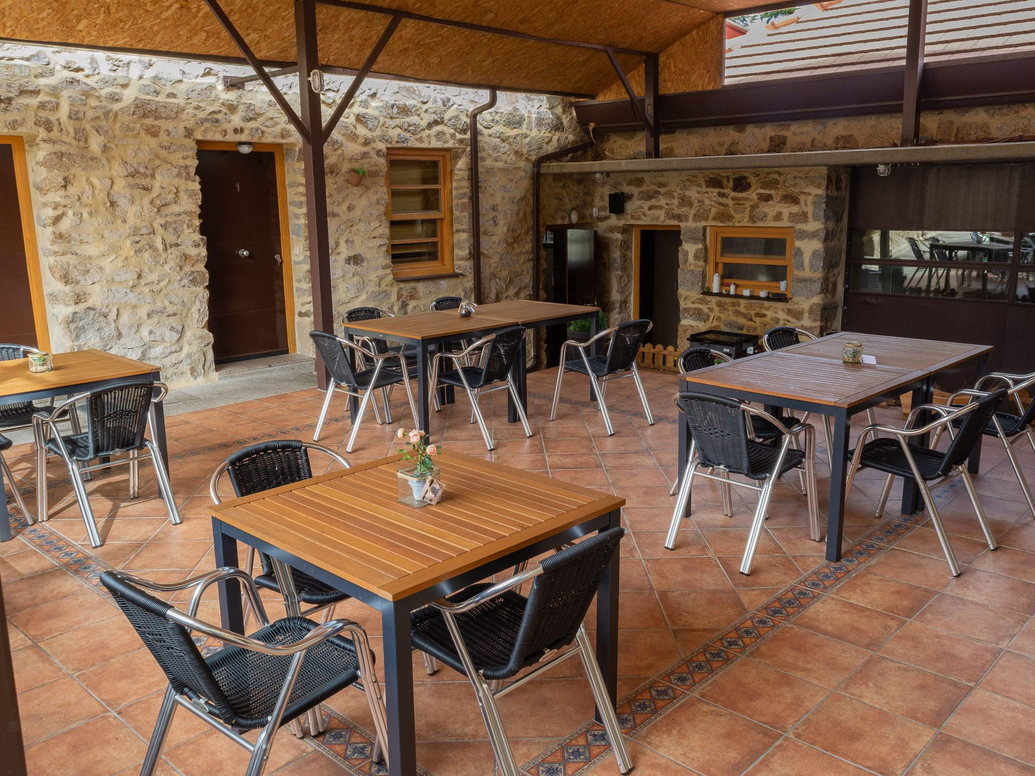 Die Santa-Maria-Kaserne-Inside