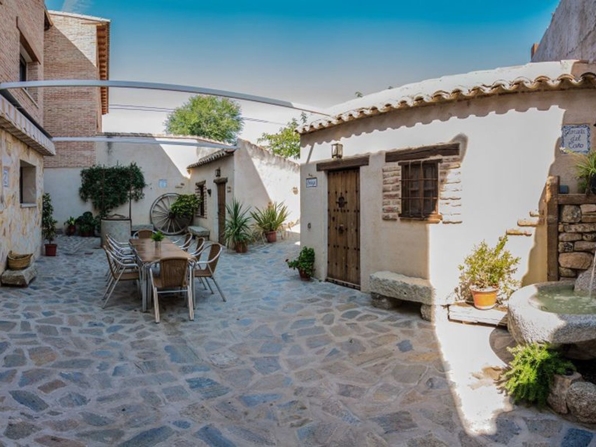 Callejón del Pozo II-Binnen