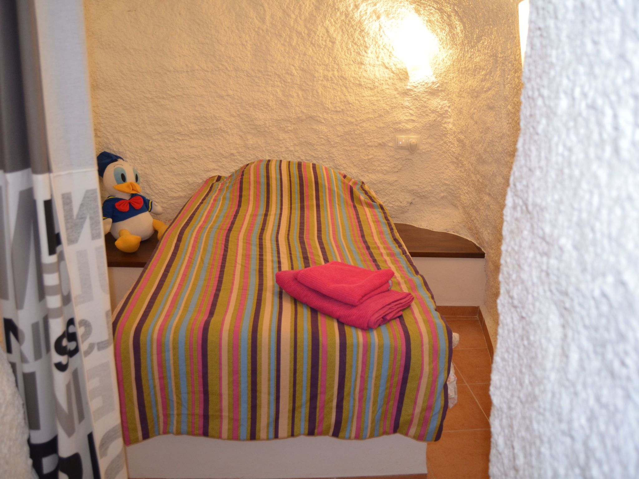 Mit Garten und gemeinsamem Pool-Image-tags.info