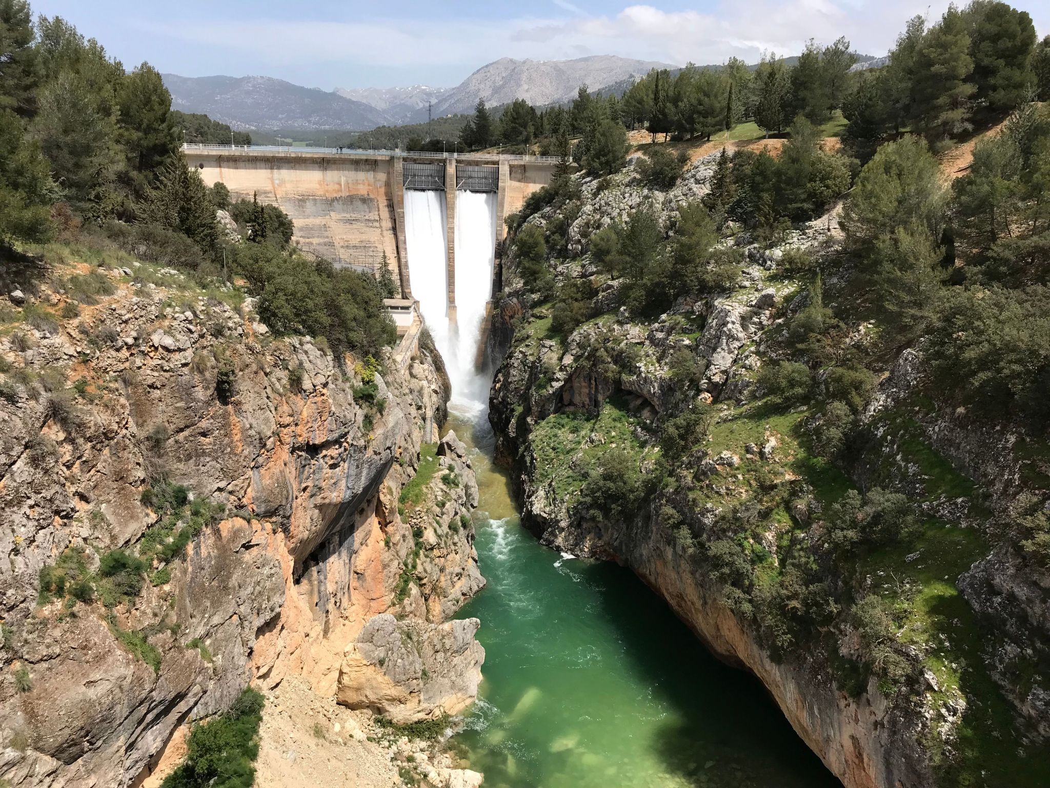 Mit Garten und gemeinsamem Pool-Image-tags.info