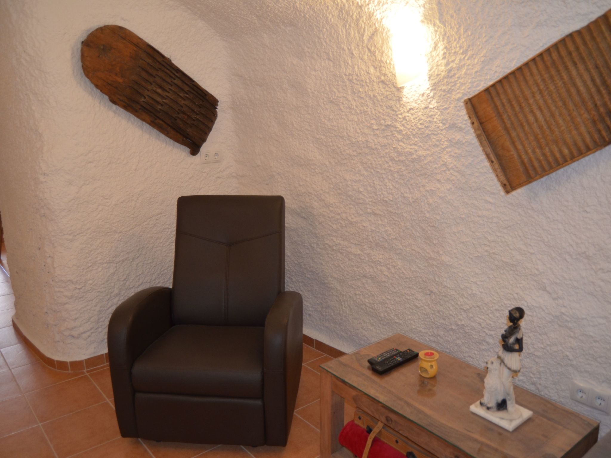 Mit Garten und gemeinsamem Pool-Dedans