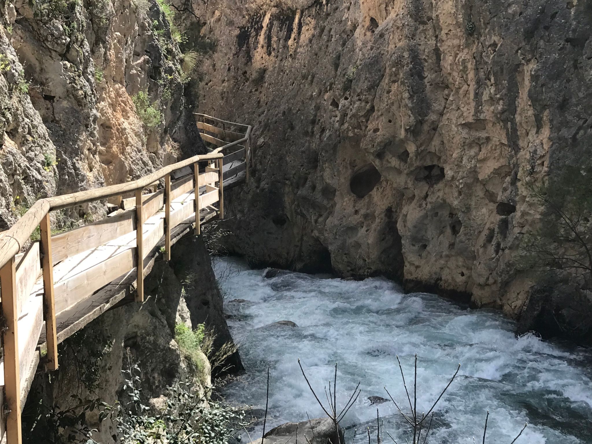 Mit Garten und gemeinsamem Pool-Dehors