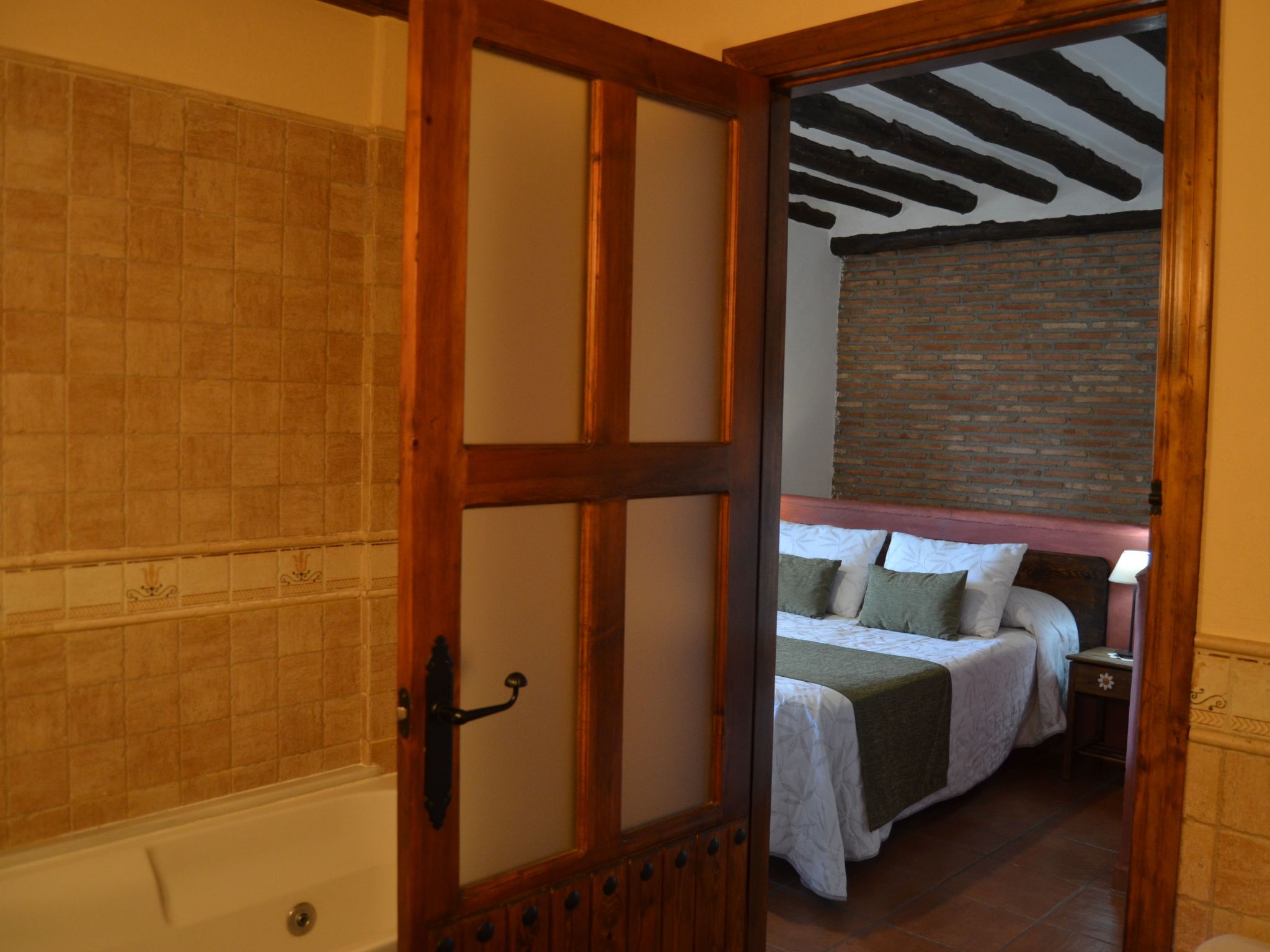 Gemütliches Haus in Anlage mit Pool und Garten-Image-tags.info