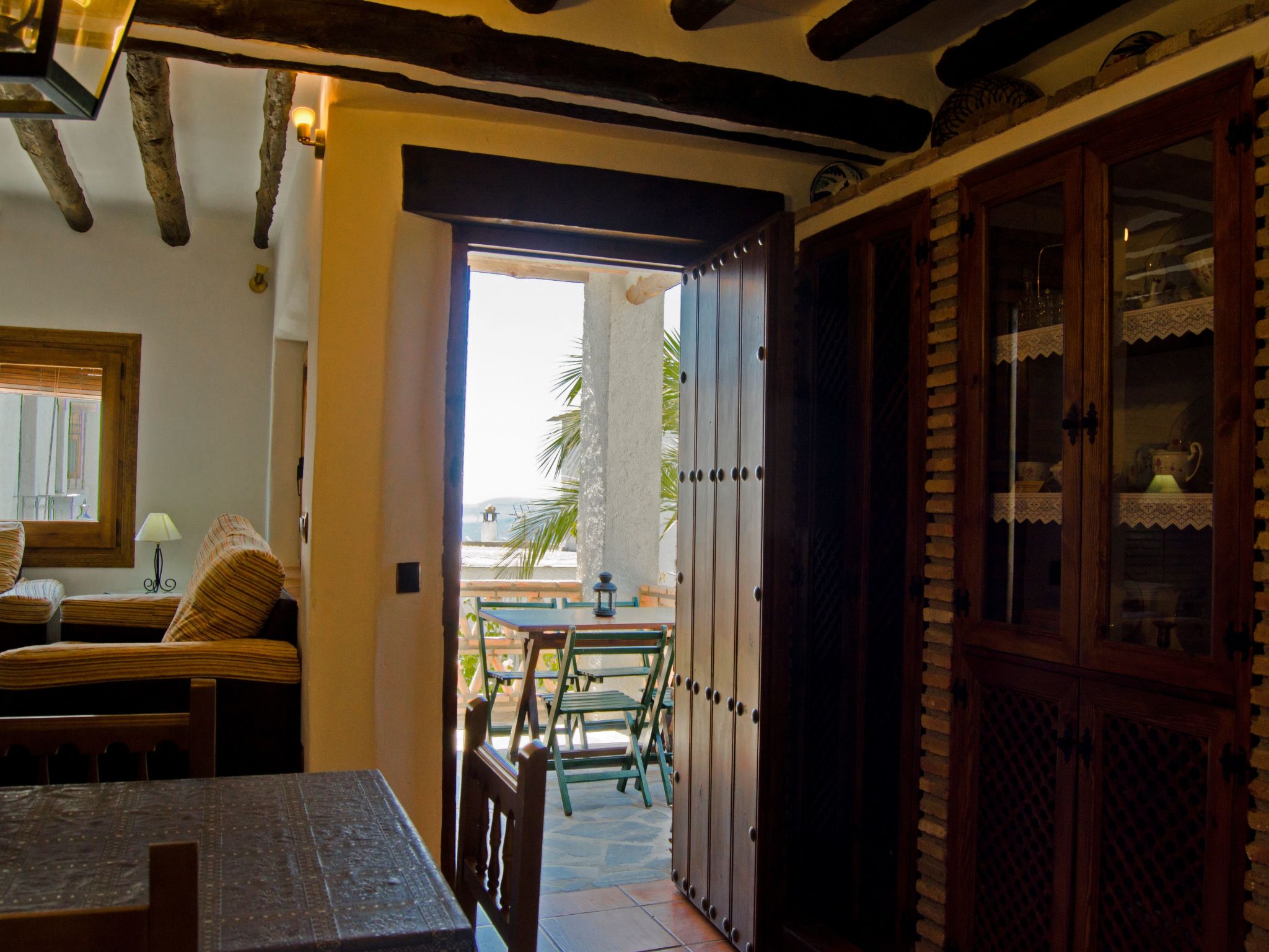 Gemütliches Haus in einer Anlage mit Garten und Schwimmbad.-Image-tags.info