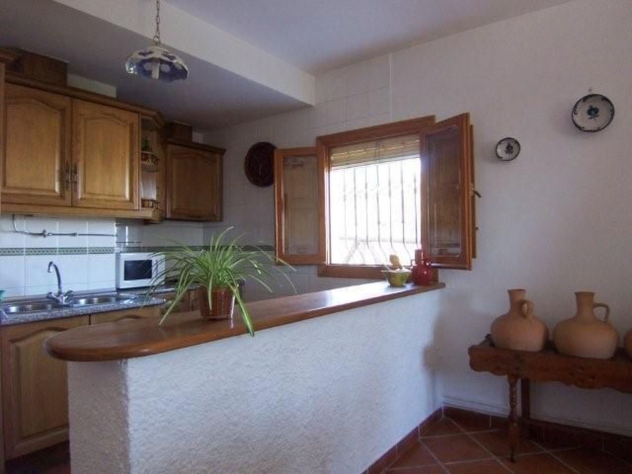 Ländliches Haus mit Jacuzzi-Image-tags.info