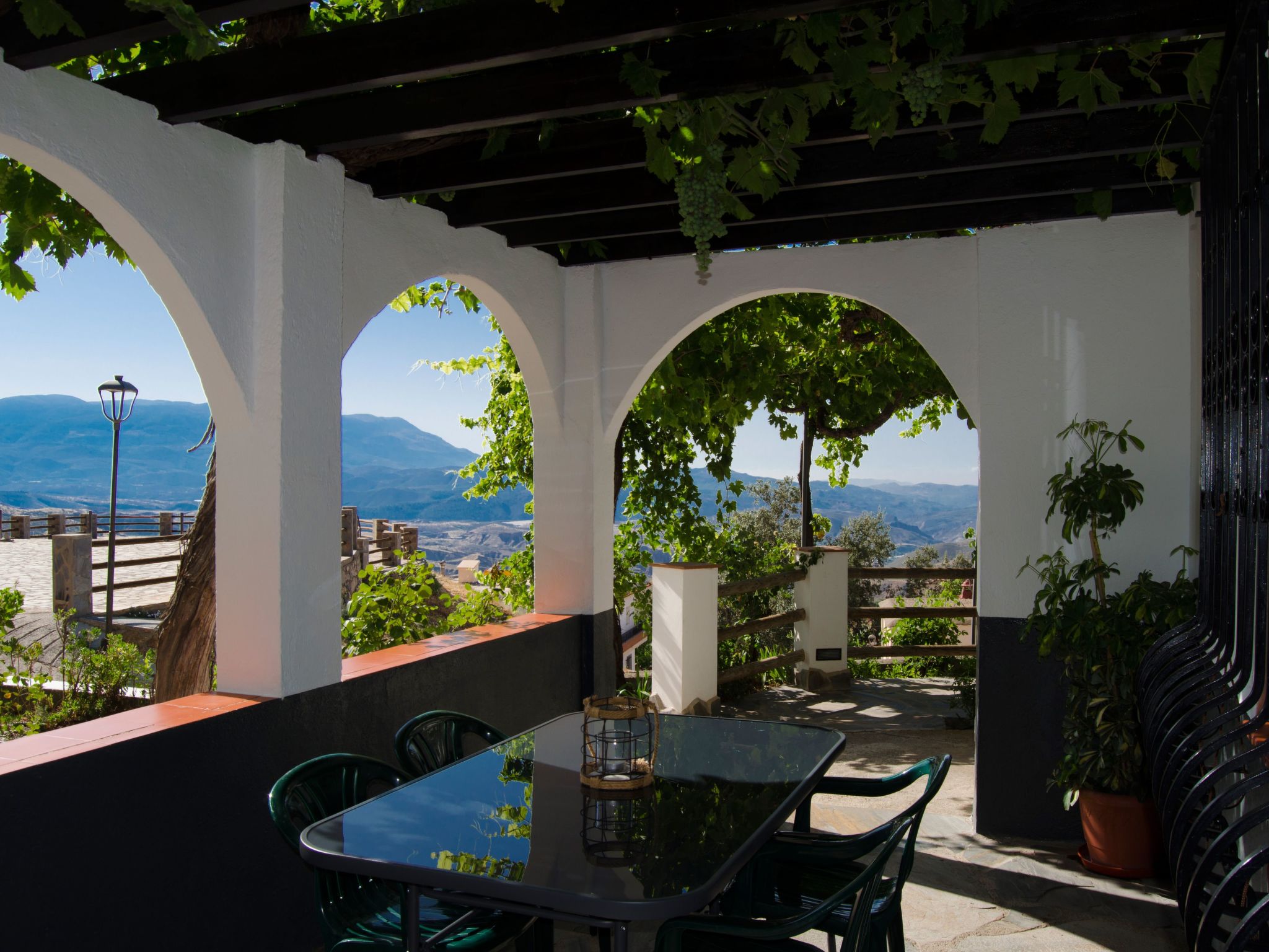 Gemütliches Haus in Anlage mit Schwimmbad in Válor-Image-tags.info