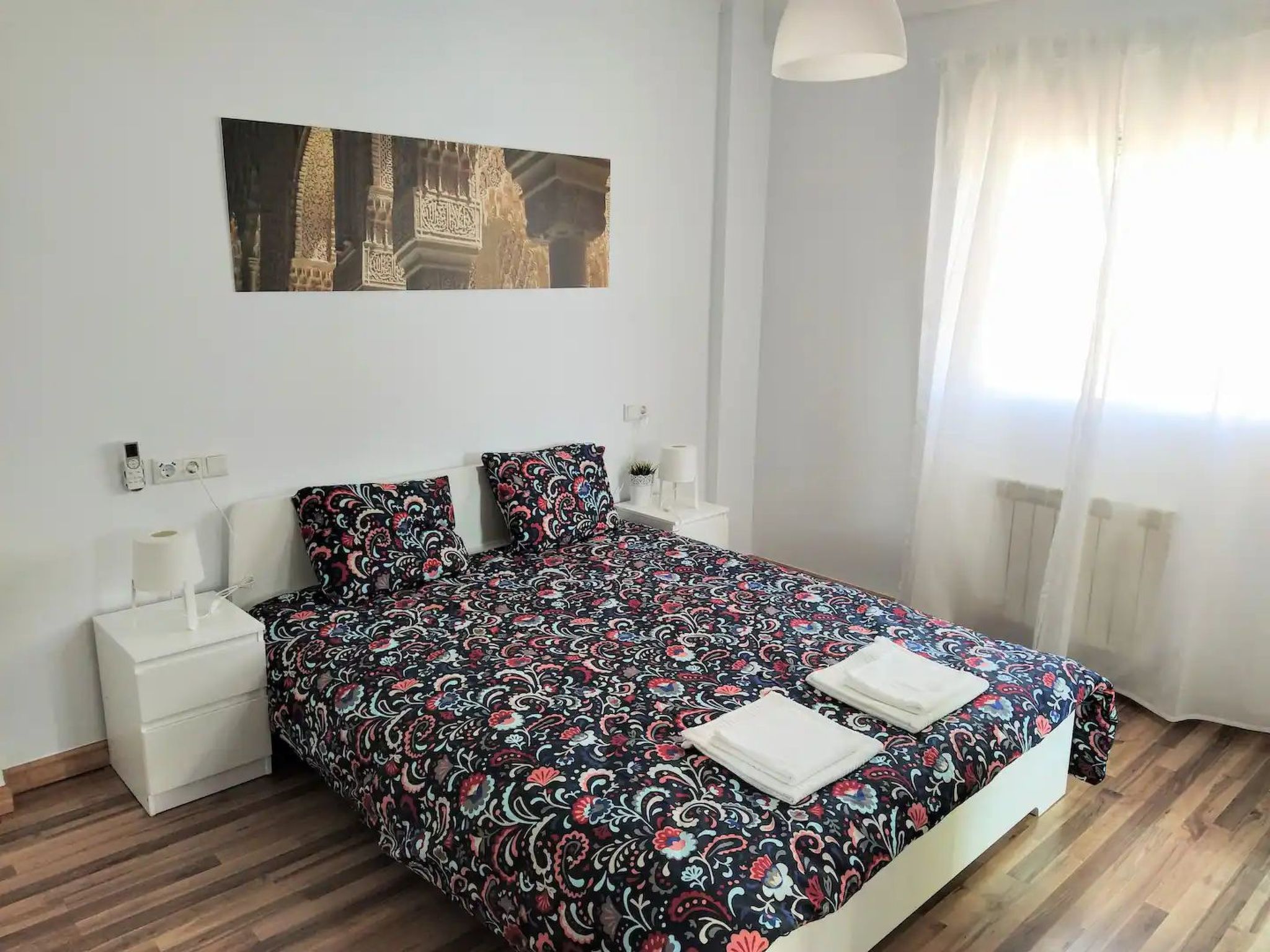 Helles Haus mit Aussicht und privatem Pool-Image-tags.info