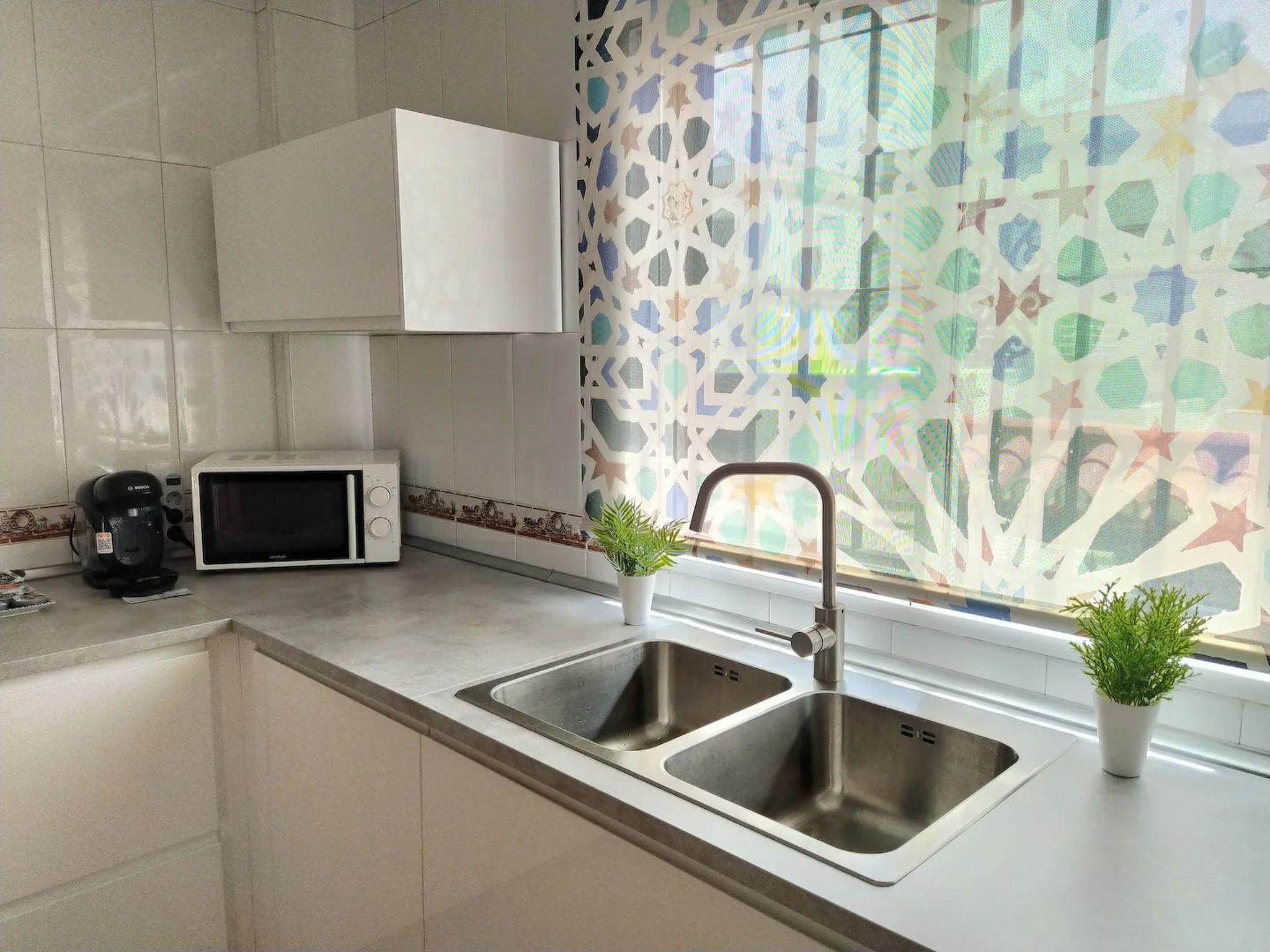 Helles Haus mit Aussicht und privatem Pool-Image-tags.info