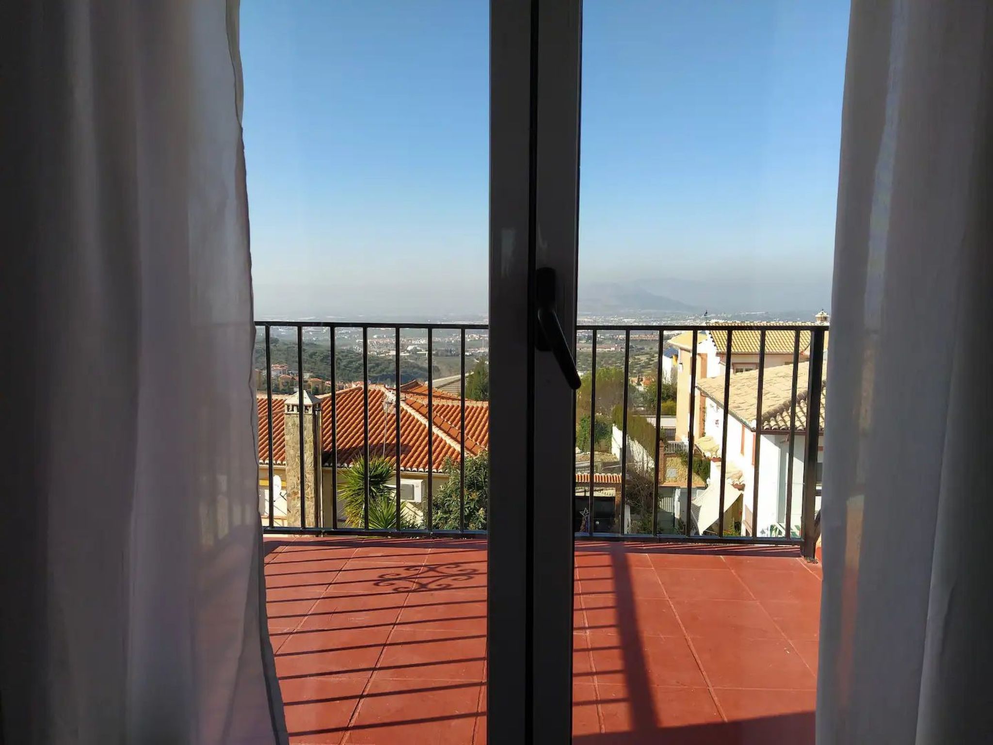 Helles Haus mit Aussicht und privatem Pool-Image-tags.info