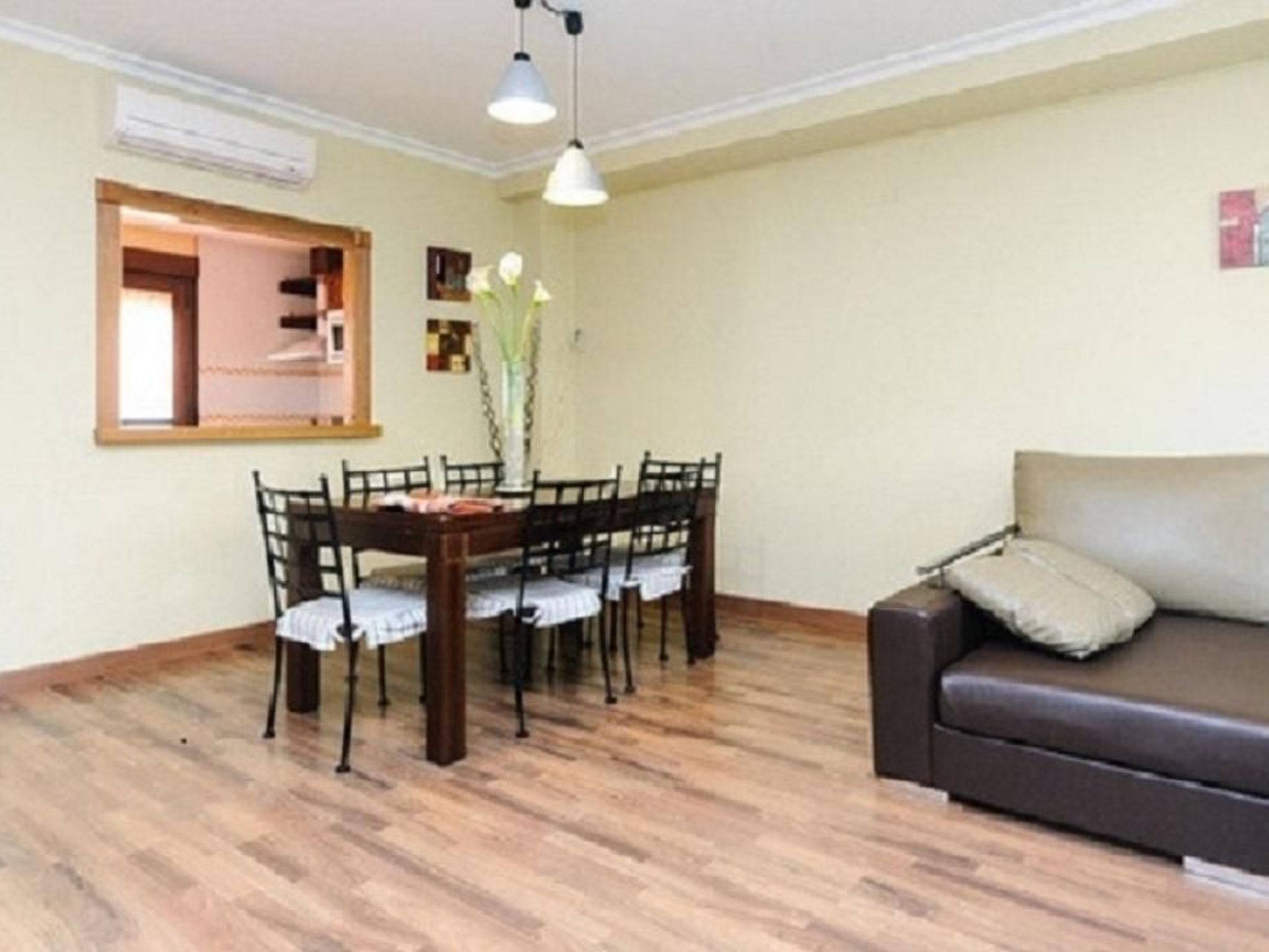 "Casa Rural Las Eras".-Binnen