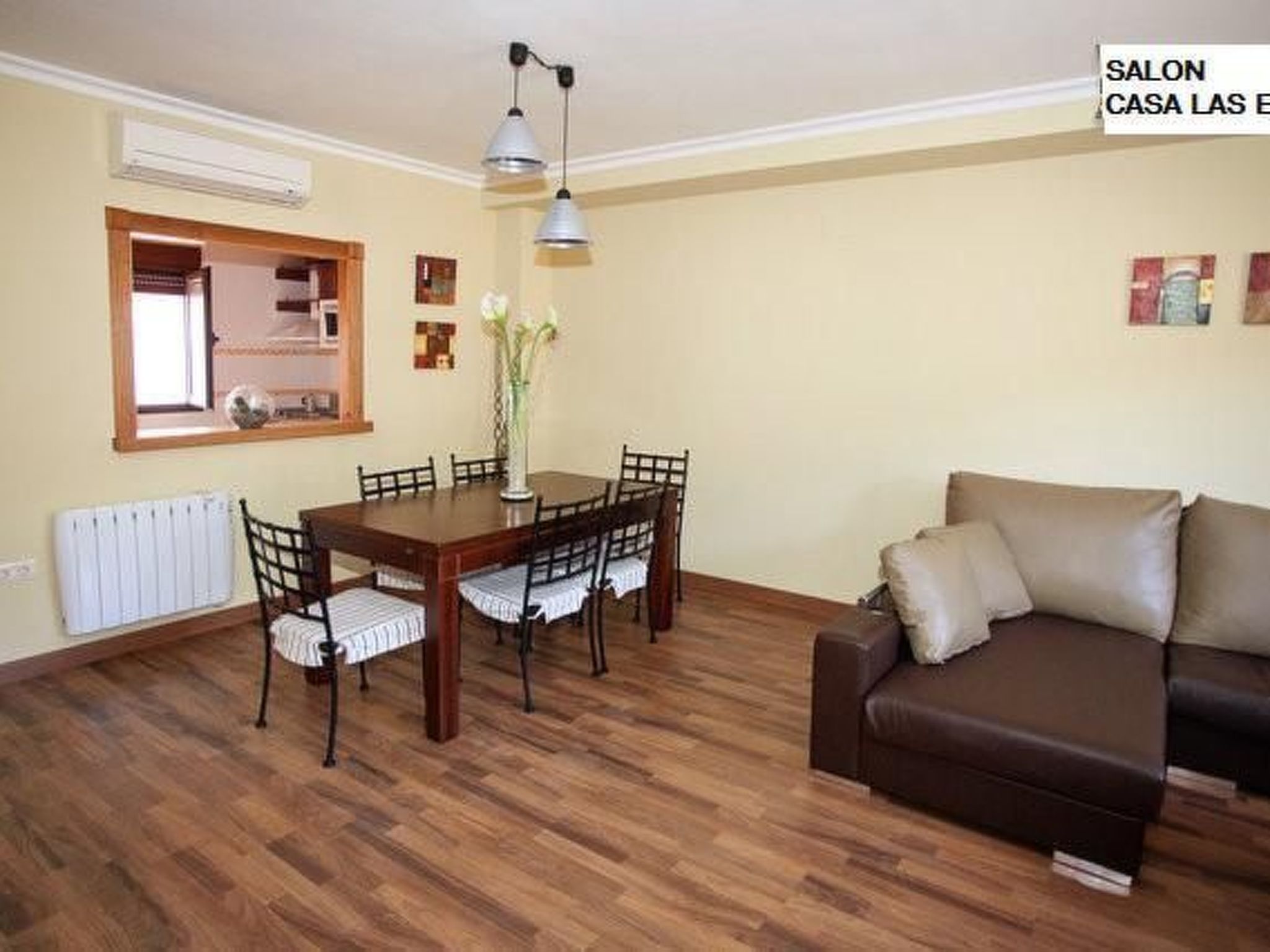 "Casa Rural Las Eras".-Binnen