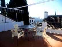 Historisch stadshuis met dakterras in hartje Granada - thumbnail 3
