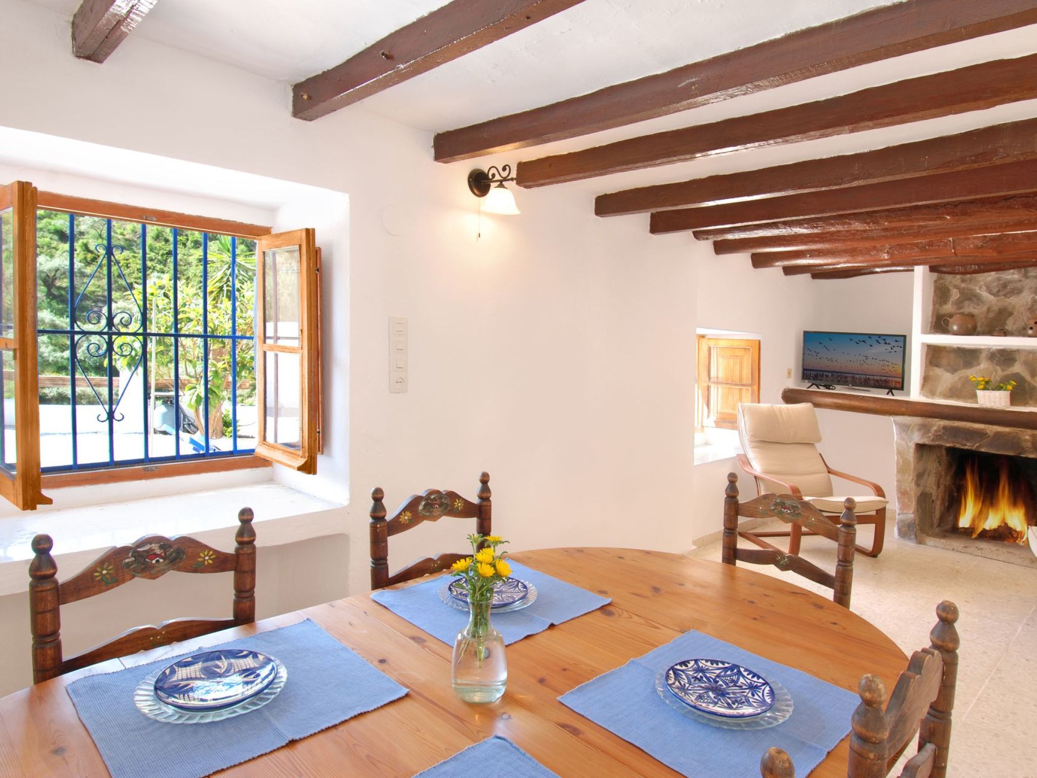 Villa La Zorzalera mit Tauchbecken, Wifi, Klimaanlage-Binnen