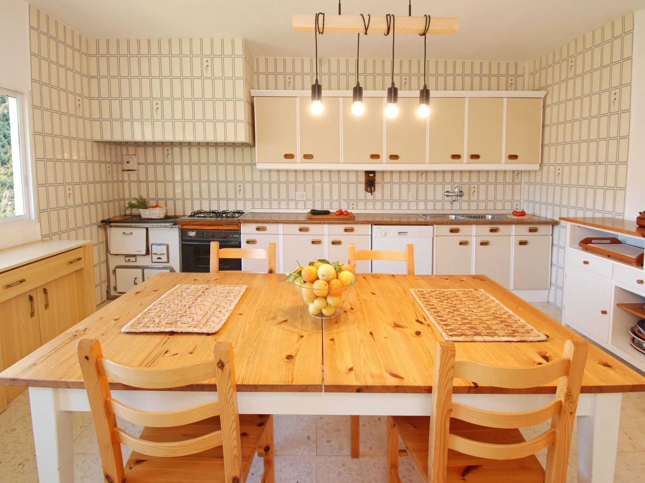 Villa La Zorzalera mit Tauchbecken, Wifi, Klimaanlage-Binnen