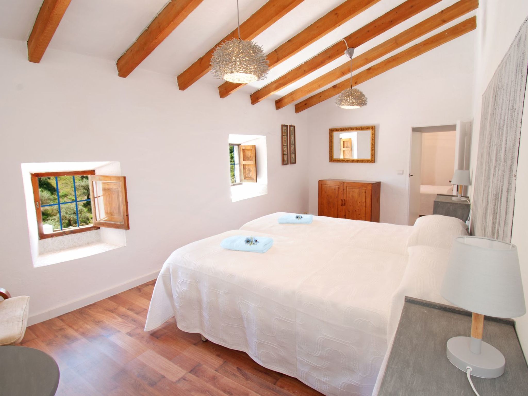 Villa La Zorzalera mit Tauchbecken, Wifi, Klimaanlage-Binnen