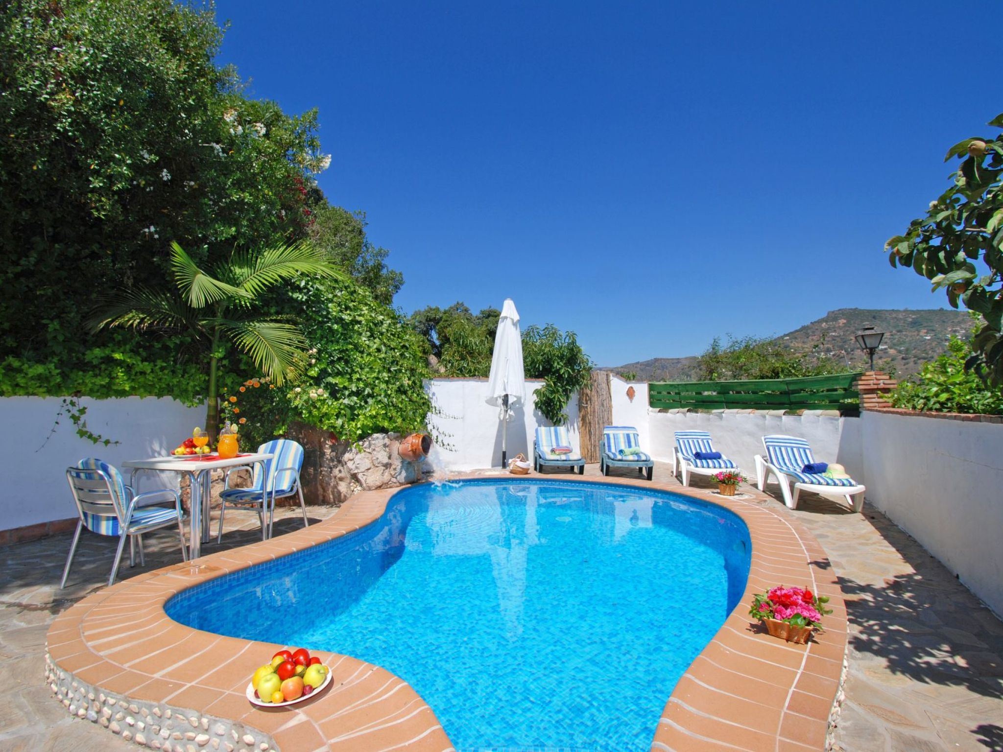 Schönes Landhaus mit Pool, Klimaanlage, Privatsphäre.-Binnen