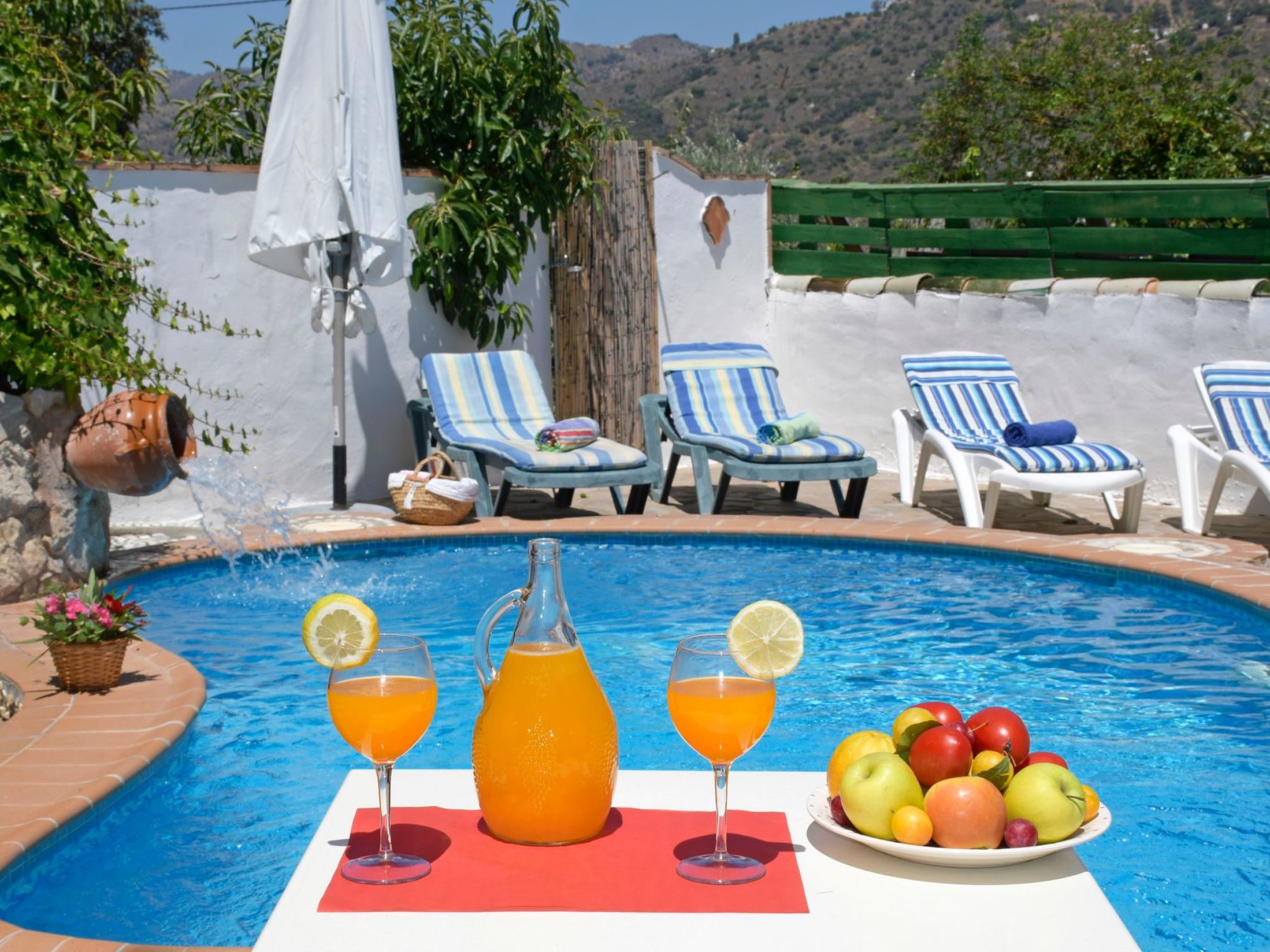 Schönes Landhaus mit Pool, Klimaanlage, Privatsphäre.-Binnen