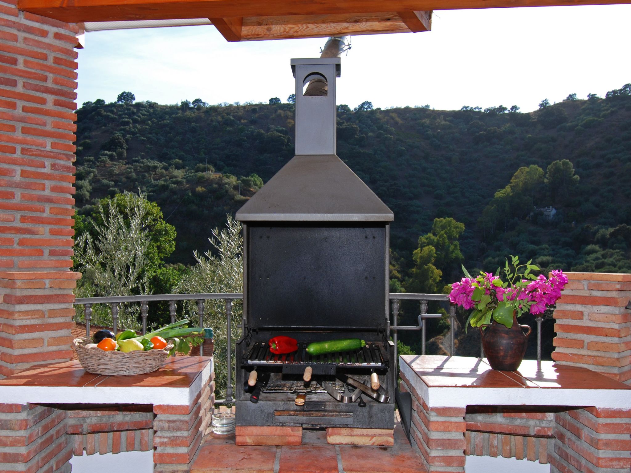 Villa Los Pinos, Beheizter Pool, Wifi, AC, BBQ-Buiten