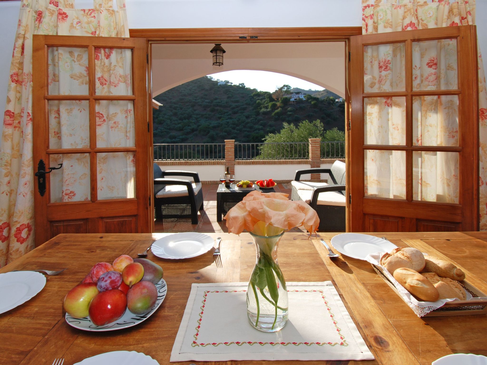 Villa Los Pinos, Beheizter Pool, Wifi, AC, BBQ-Image-tags.info