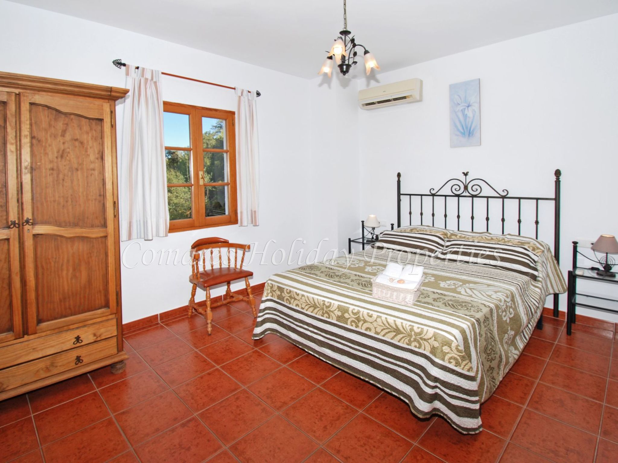 Villa Los Pinos, Beheizter Pool, Wifi, AC, BBQ-Image-tags.info