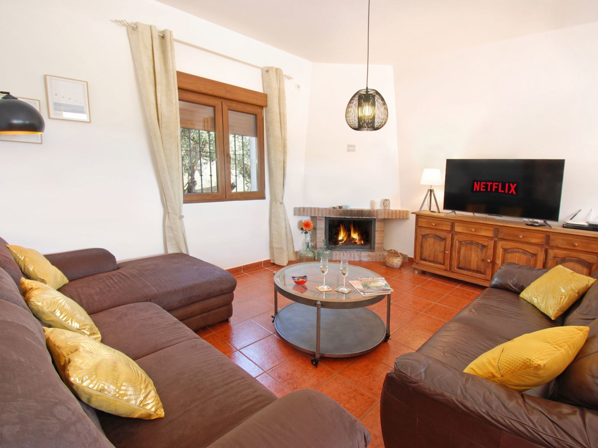 Villa Las Palomeras, Wifi, beheizter Pool, AC.-Image-tags.info