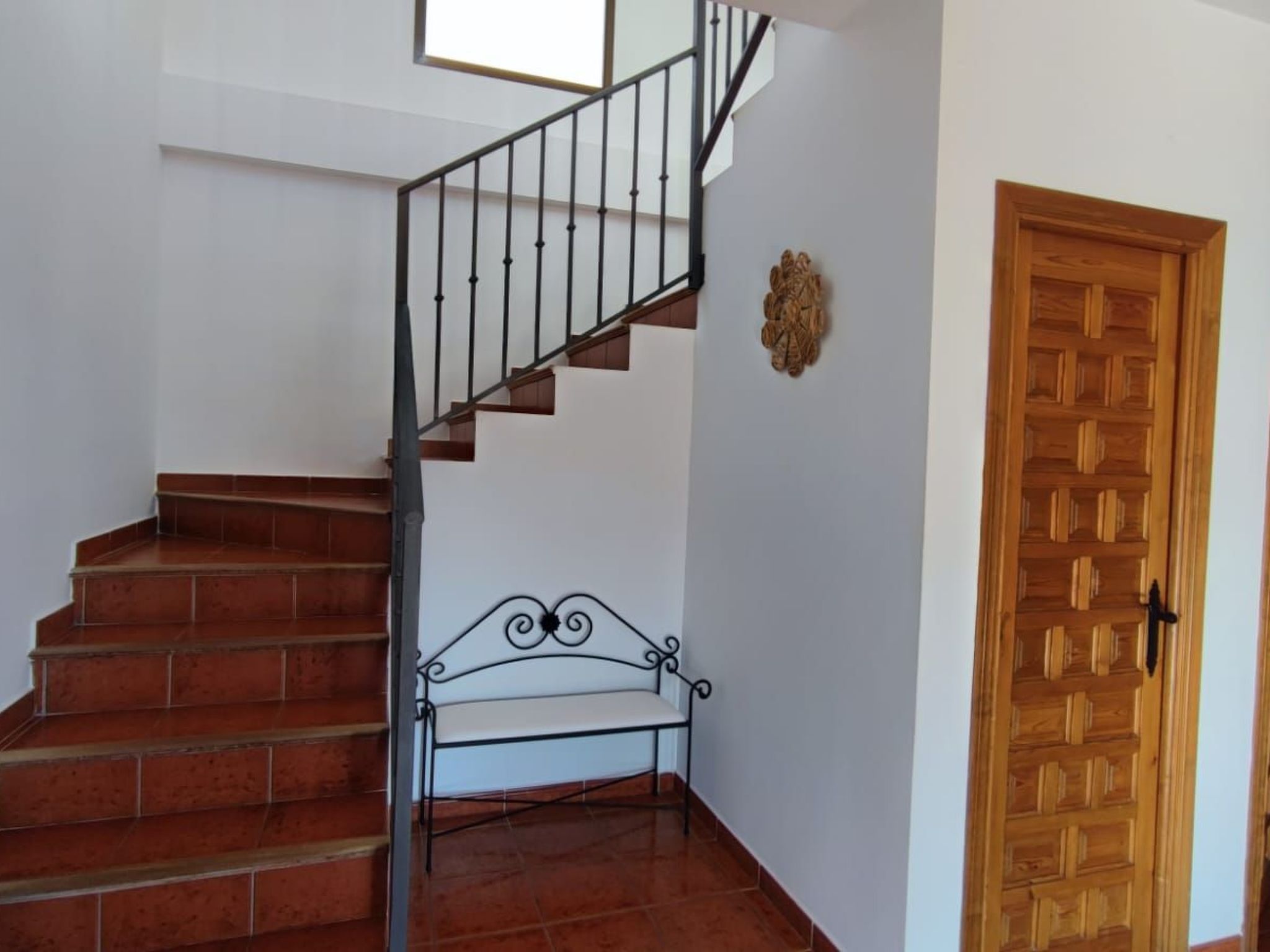 Torcal 1 Comares, Beheiztes Schwimmbad, Wechselstrom, 8 Pers-Image-tags.info