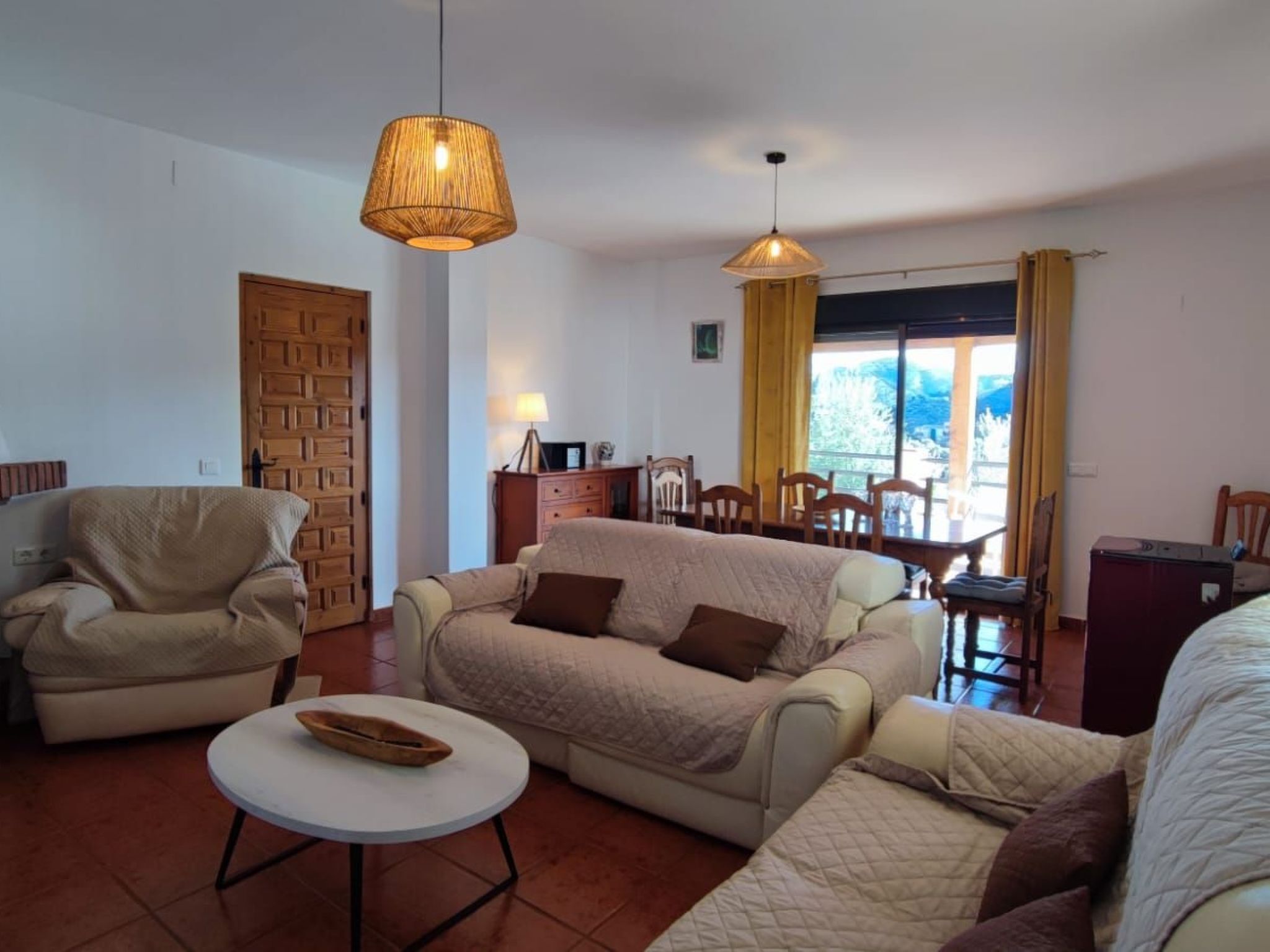 Torcal 1 Comares, Beheiztes Schwimmbad, Wechselstrom, 8 Pers-Image-tags.info