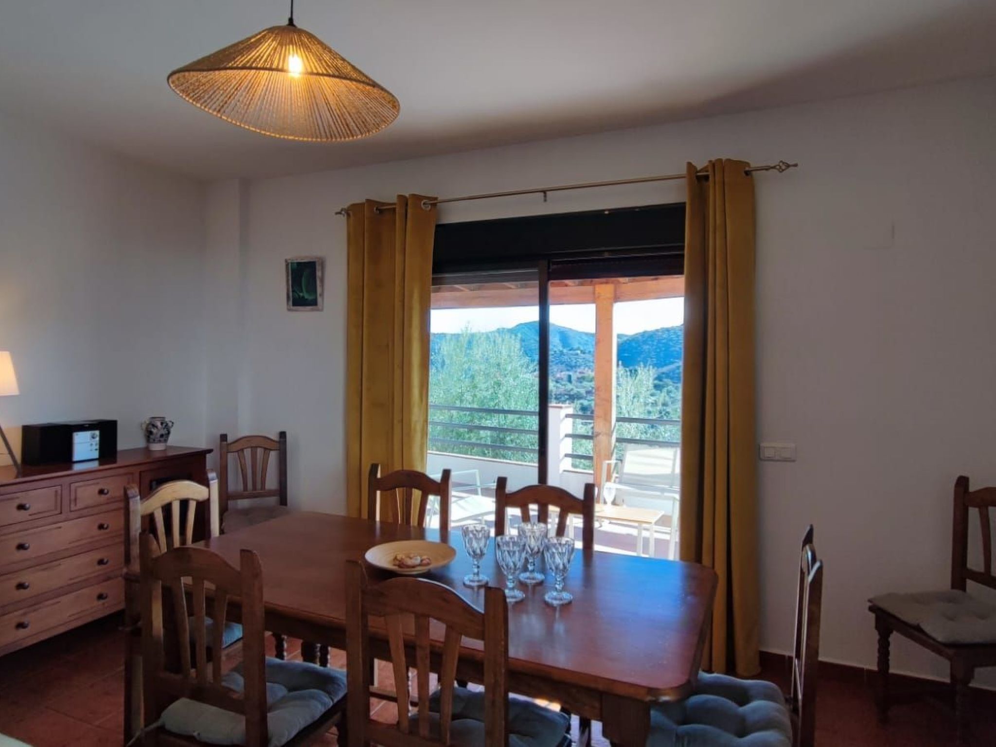 Torcal 1 Comares, Beheiztes Schwimmbad, Wechselstrom, 8 Pers-Image-tags.info