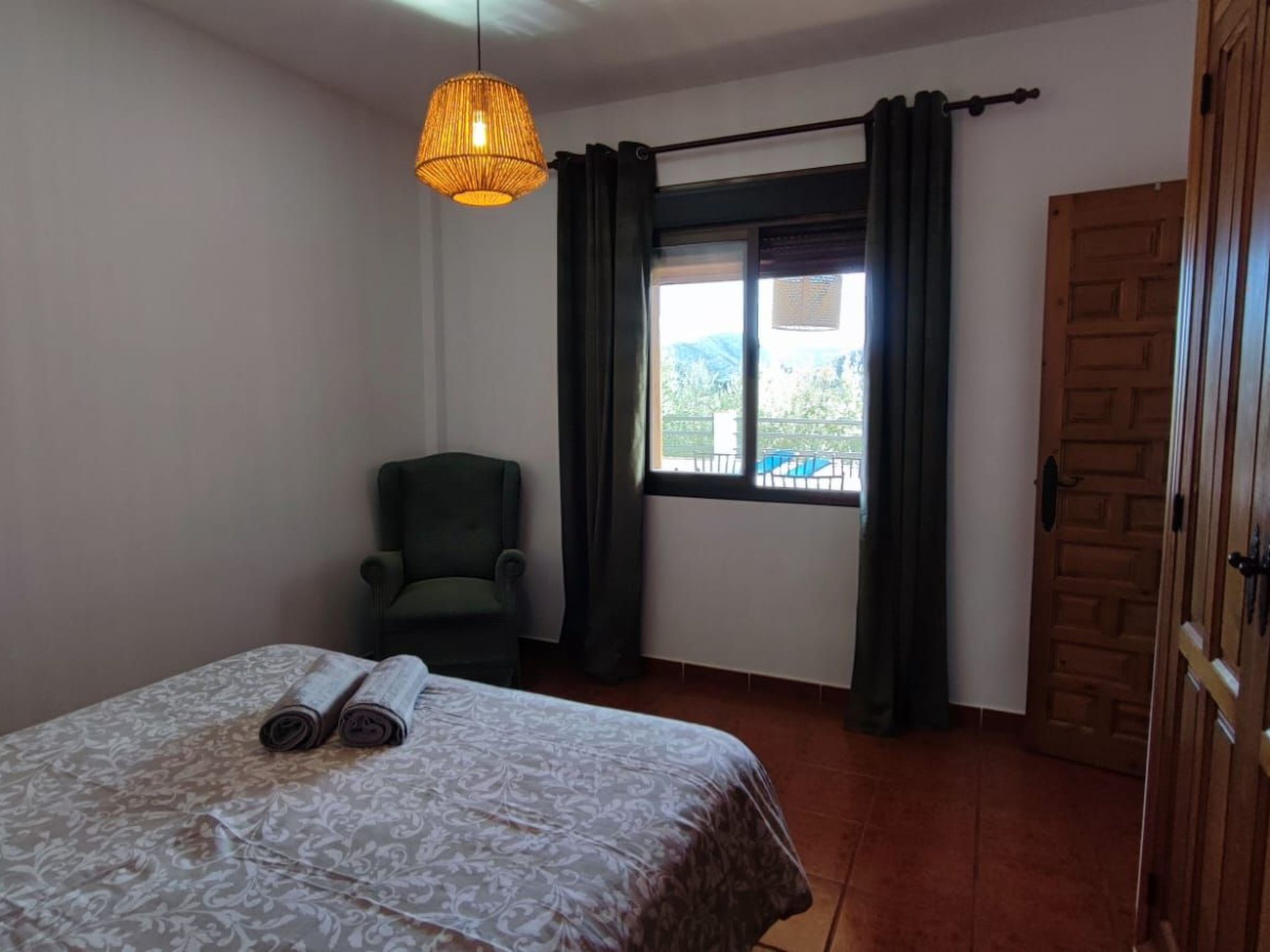 Torcal 1 Comares, Beheiztes Schwimmbad, Wechselstrom, 8 Pers-Image-tags.info