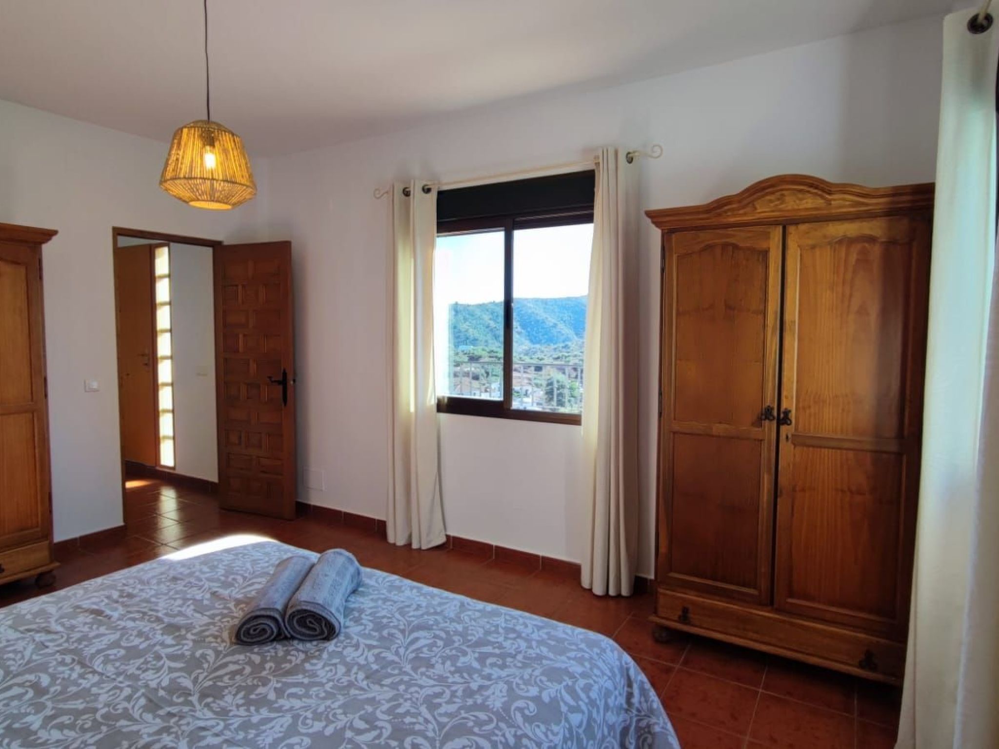 Torcal 1 Comares, Beheiztes Schwimmbad, Wechselstrom, 8 Pers-Image-tags.info