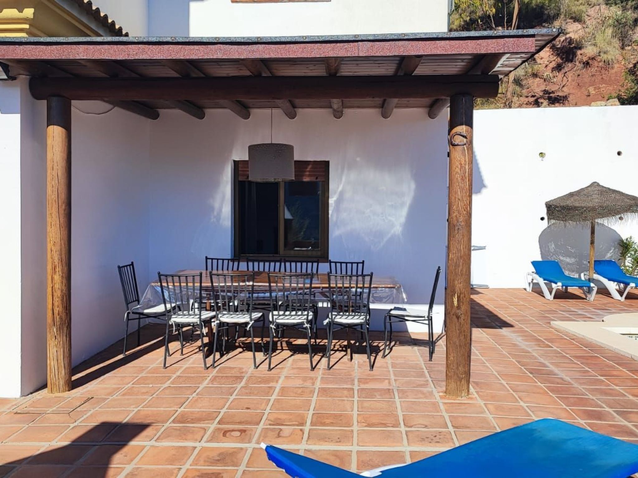 Torcal 1 Comares, Beheiztes Schwimmbad, Wechselstrom, 8 Pers-Image-tags.info