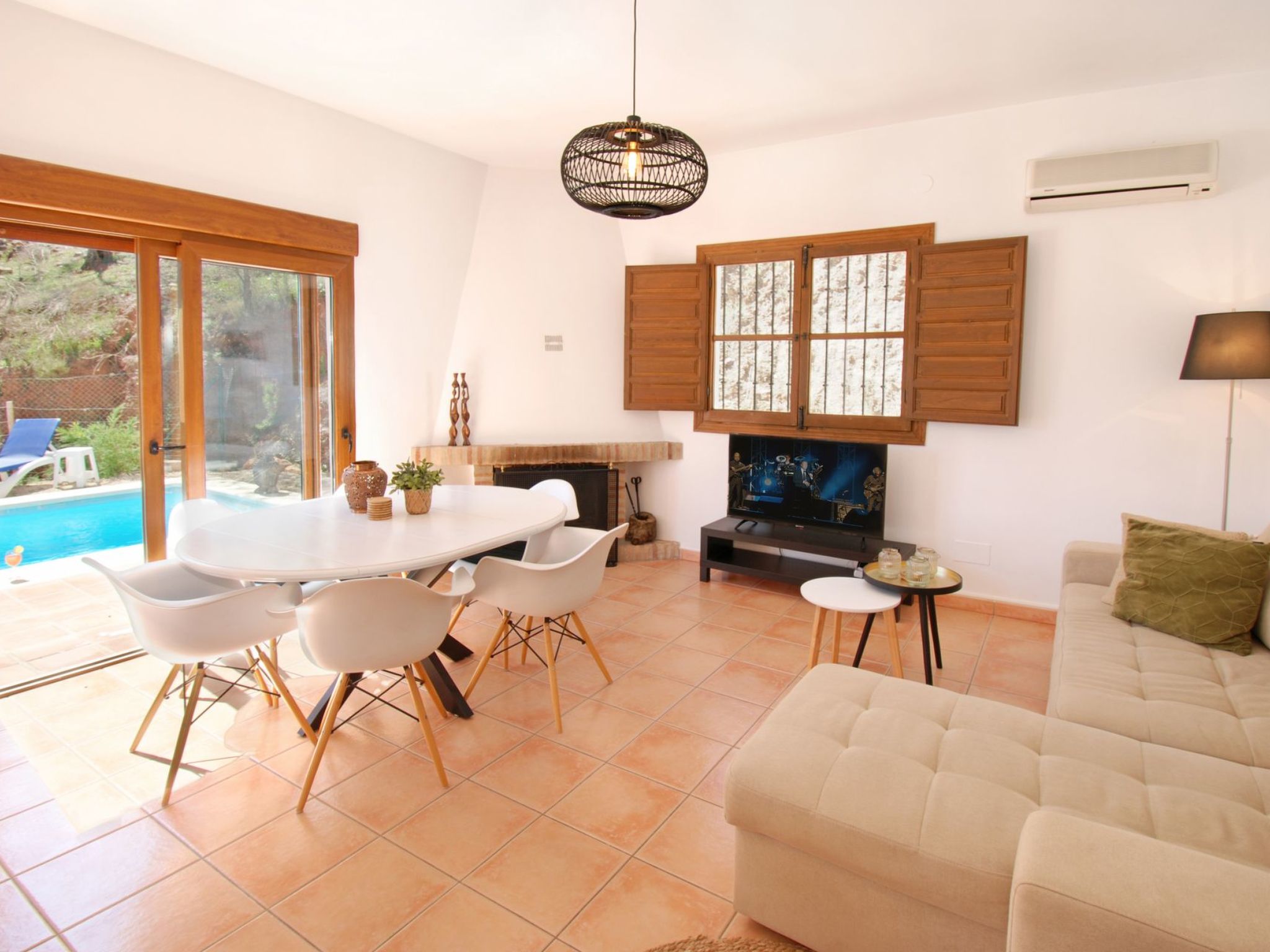 Villa Roble, Pers, Beheizter Pool, Petfriendly-Image-tags.info