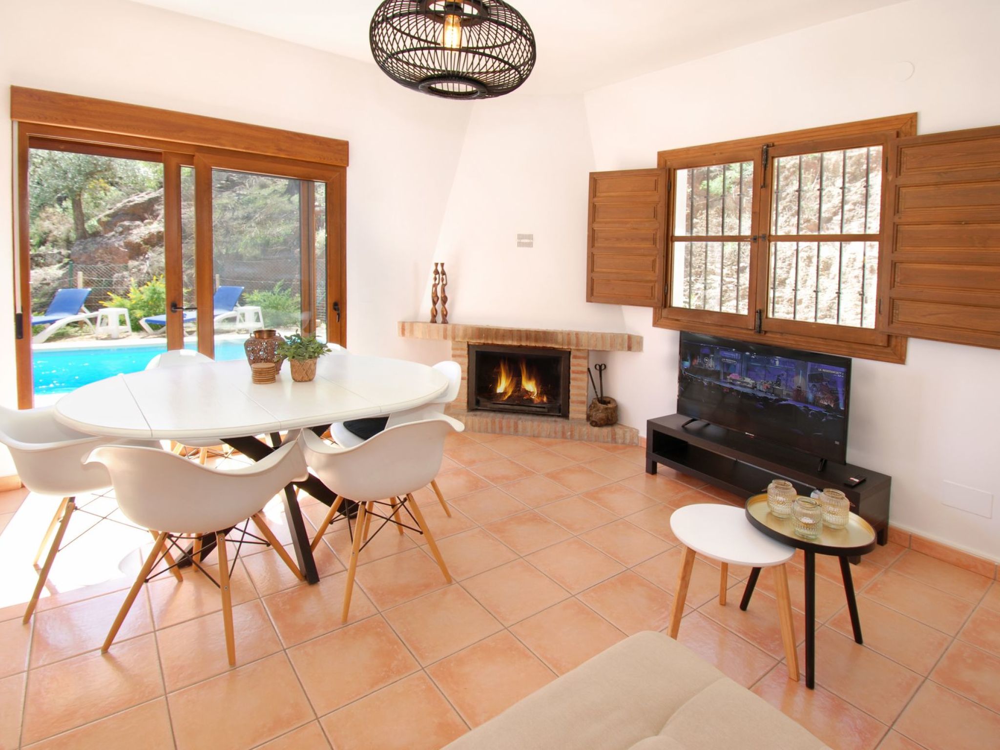 Villa Roble, Pers, Beheizter Pool, Petfriendly-Image-tags.info