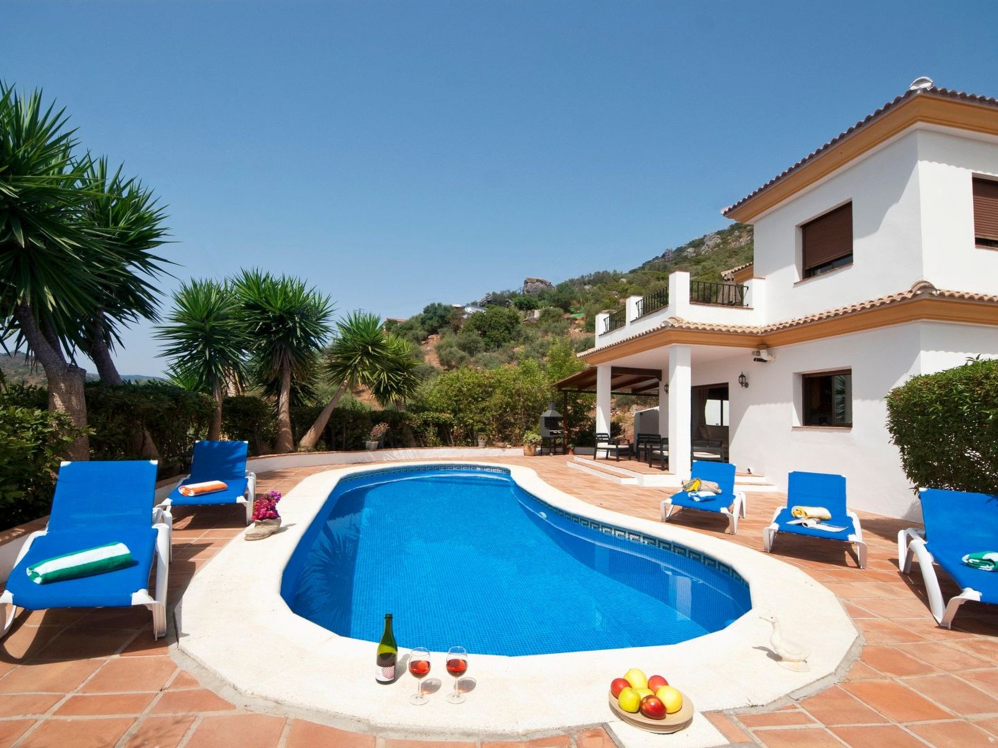 Villa Torcal 3, beheizter Pool, Wifi, Grill.