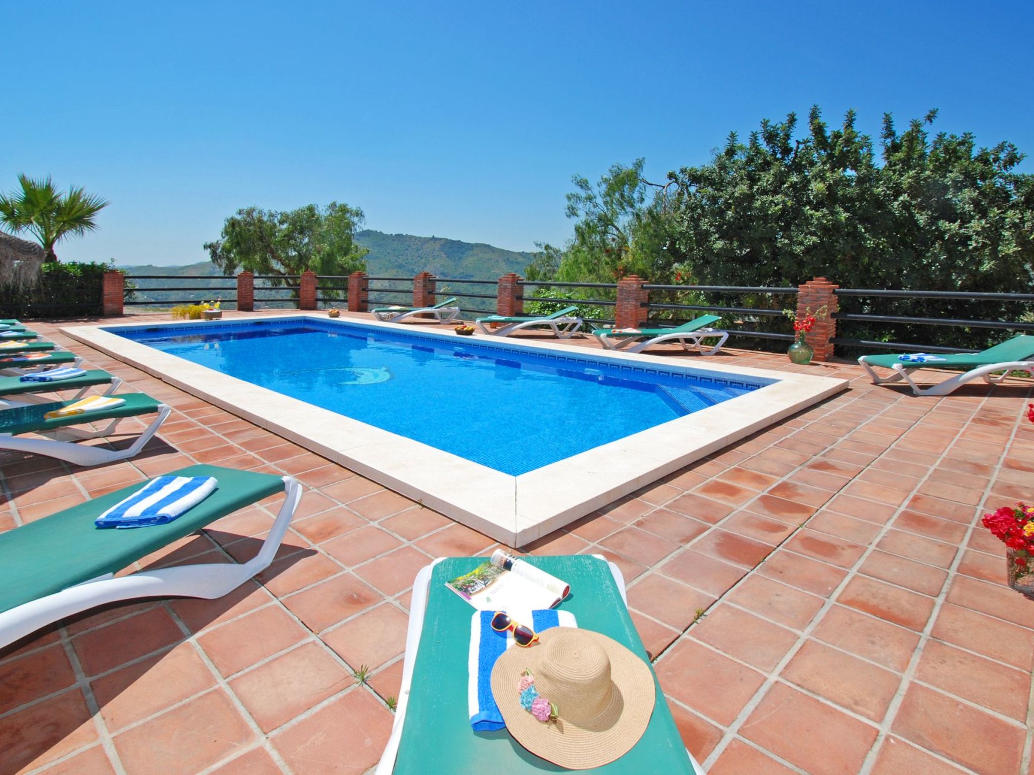 Villa Los Poyatos, beheizter Pool, Wifi, AC,BBQ-Image-tags.info