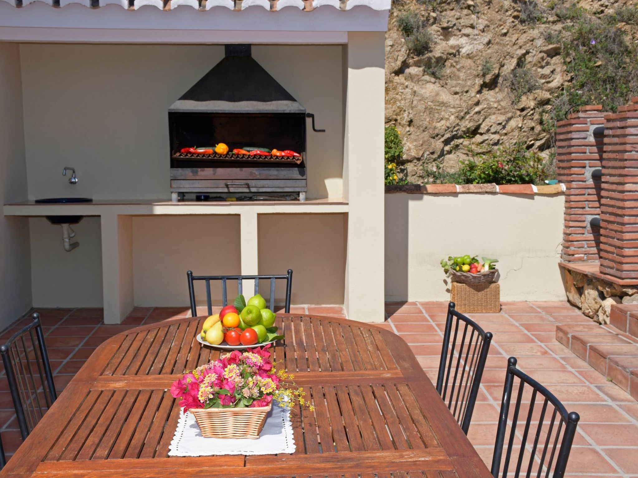 Villa Los Poyatos, beheizter Pool, Wifi, AC,BBQ-Image-tags.info