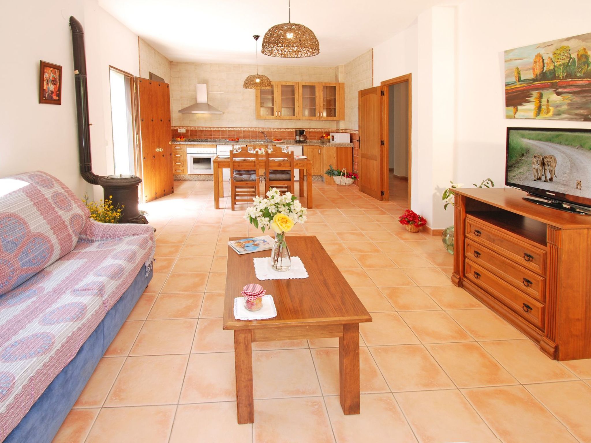 Villa Los Poyatos, beheizter Pool, Wifi, AC,BBQ-Image-tags.info