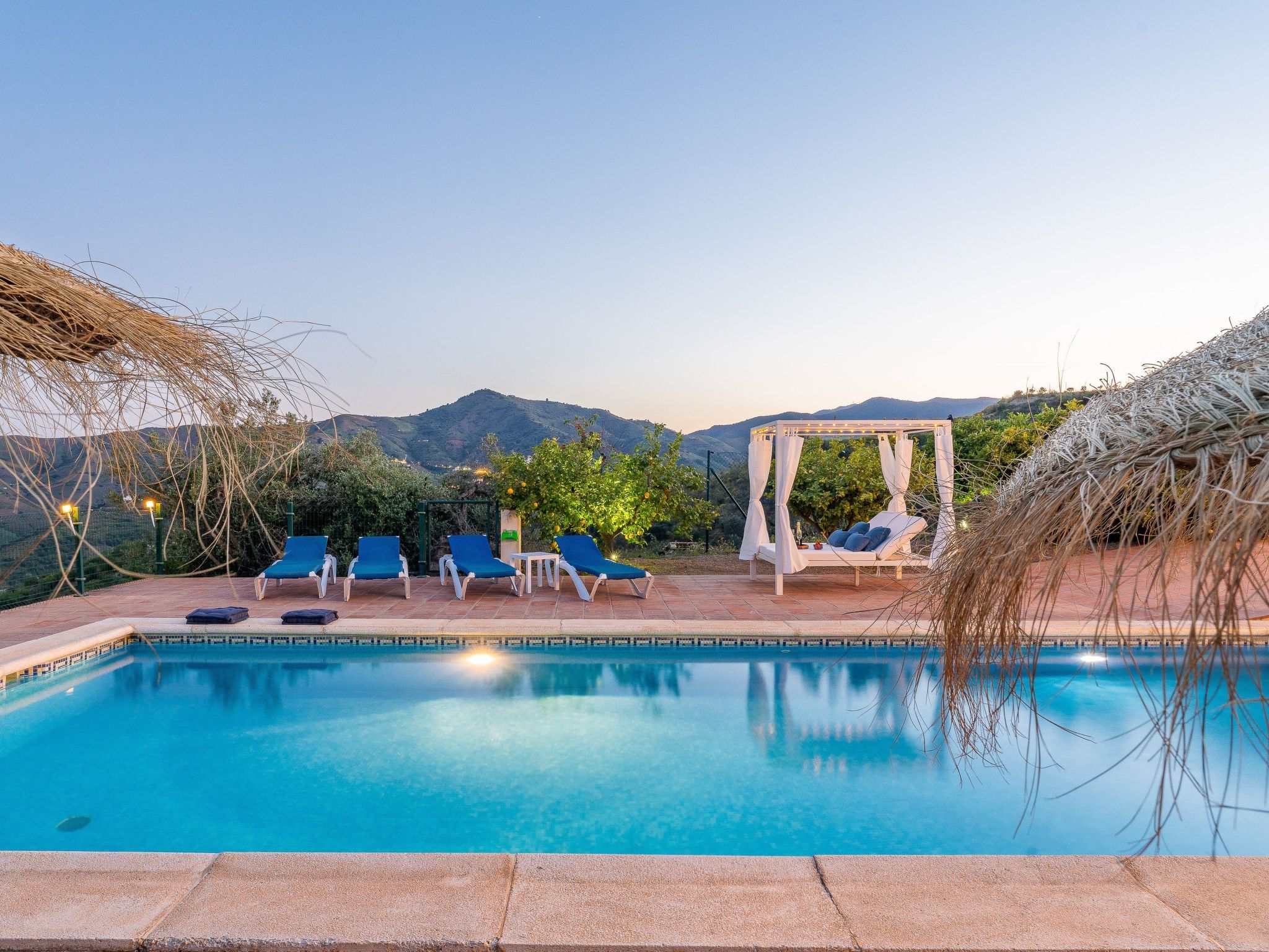 Villa Botin, beheizter Pool, AC, Meerblick-Image-tags.info