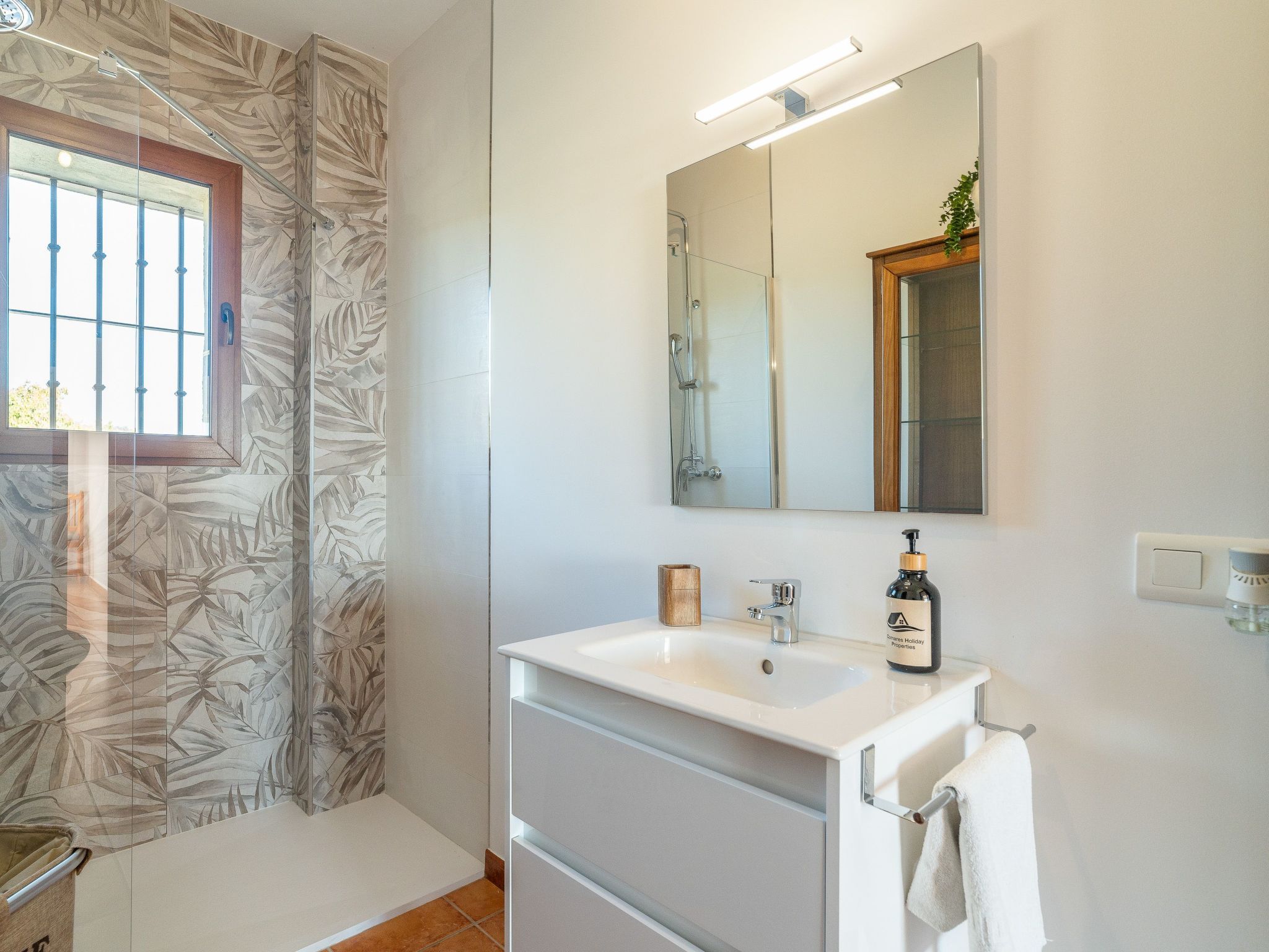 Villa Botin, beheizter Pool, AC, Meerblick-Image-tags.info