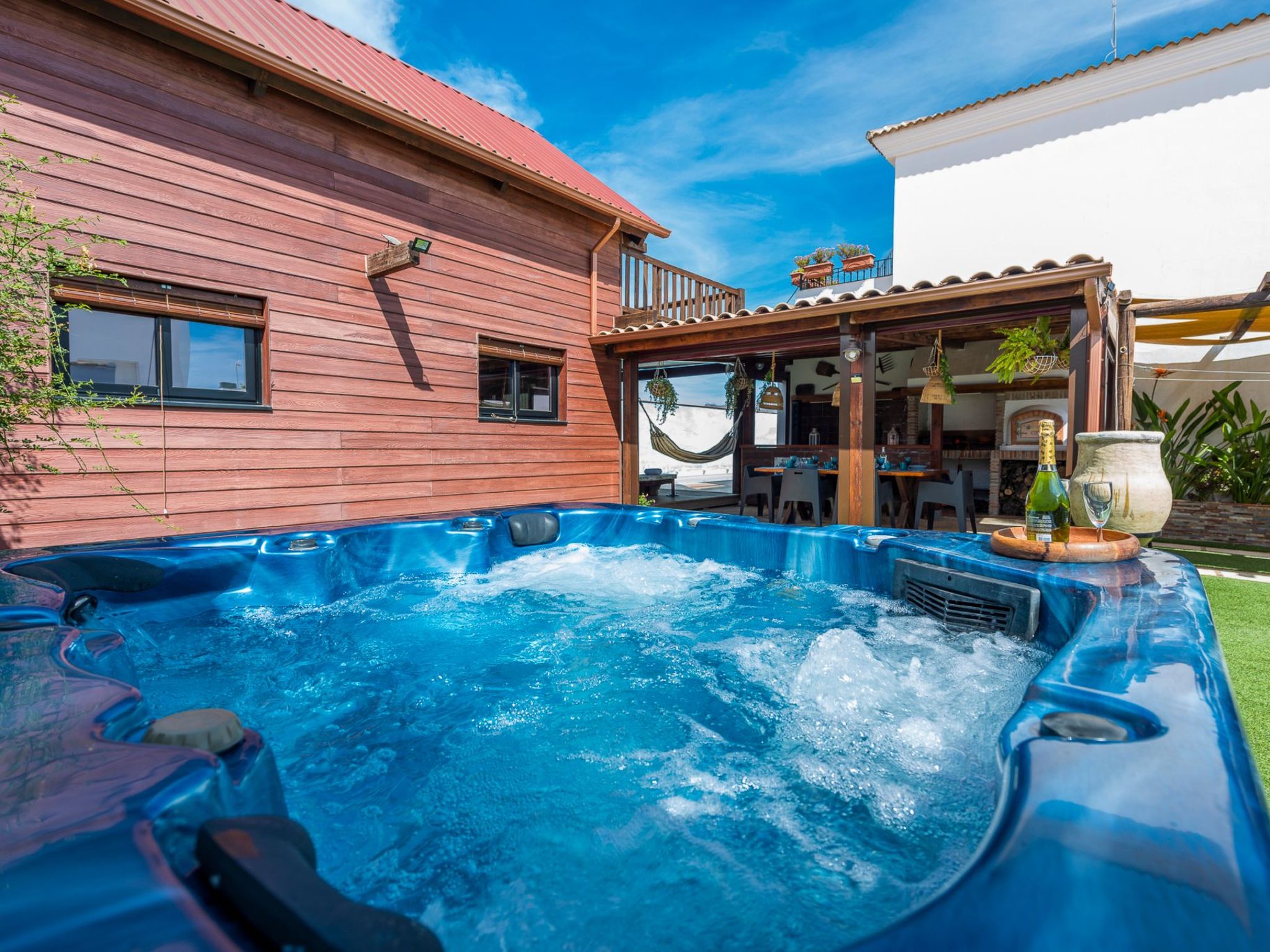 Vakantiehuis met privé zwembad in Llanos de Don Juan (Spanje) voor 4 personen