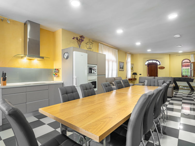 Search and Stay destination Córdoba, AN - Spain from AU$ 590. El Balcon