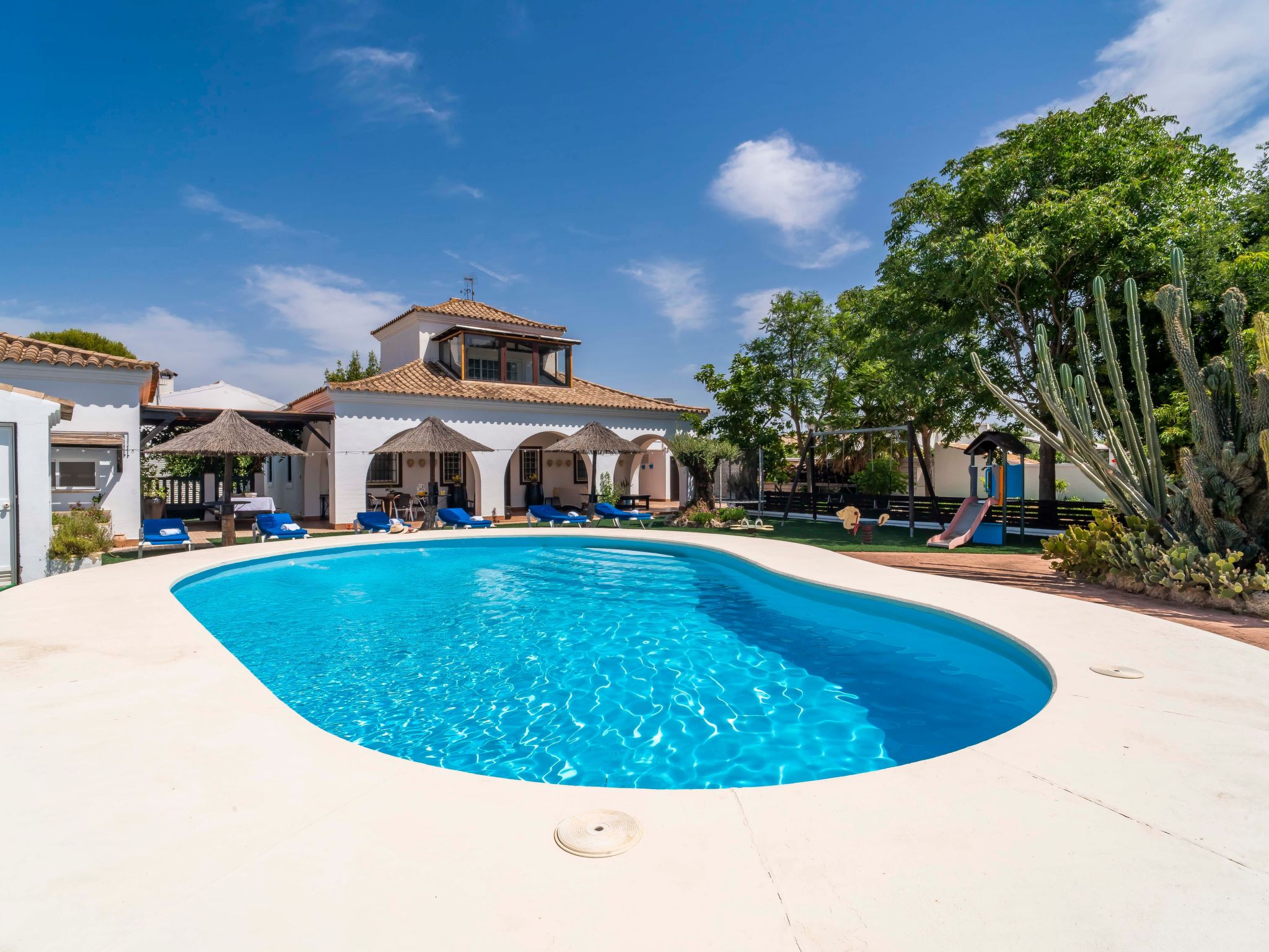 Ferienhaus in Sevilla/La Puebla de Cazalla (Spanien) und 1 Hund erlaubt