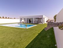 Villa Villa MyJ