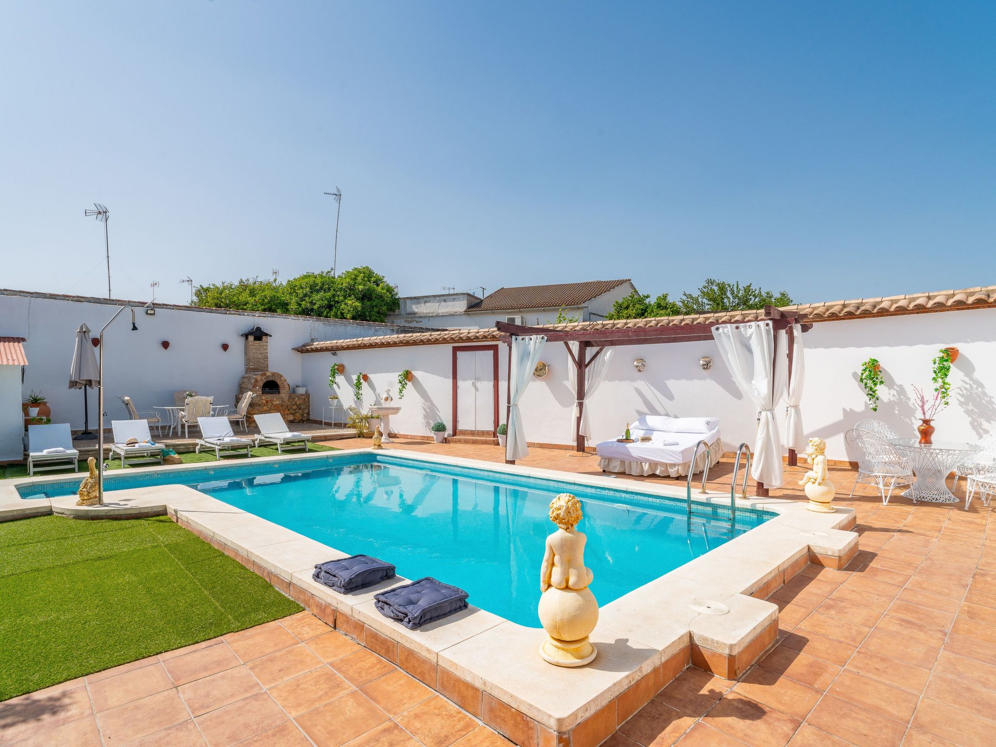 Vakantiehuis met privé zwembad in Peñaflor (Spanje) voor 8 personen