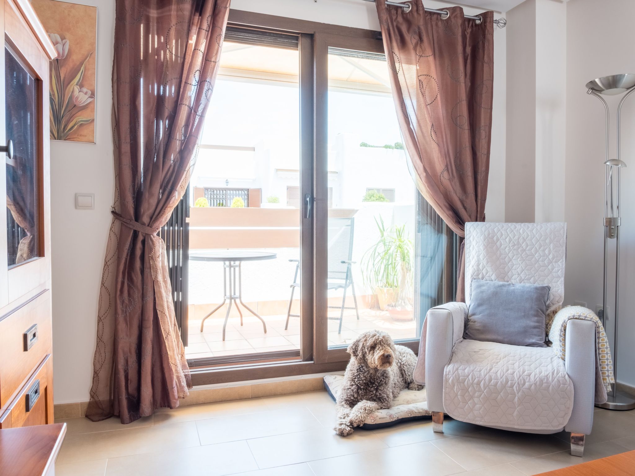 Entspannungs- und Aktivitätsumgebung - E-Ladegerät-Binnen