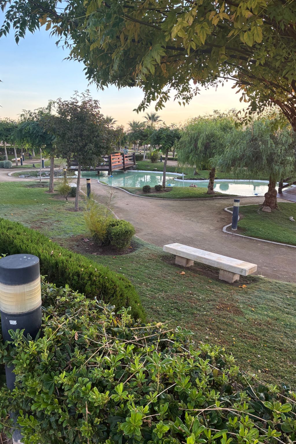 Entspannungs- und Aktivitätsumgebung - E-Ladegerät-Binnen