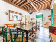 Maison Virgen de las Angustias